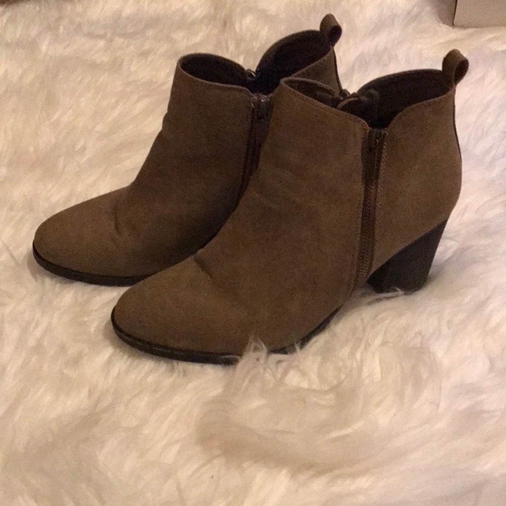 Wet Seal Brown Booties Size 10
